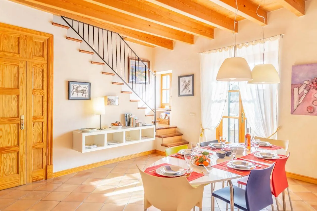 Ferienhaus Townhouse In Palma 300 Mts To The Beach Spanien